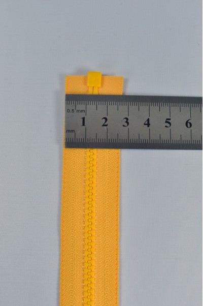 ZIP013 3號拉鏈 單頭拉鏈款式  設計開尾拉鏈 樹脂膠牙拉鏈 不設單獨拉鍊訂購 側面照